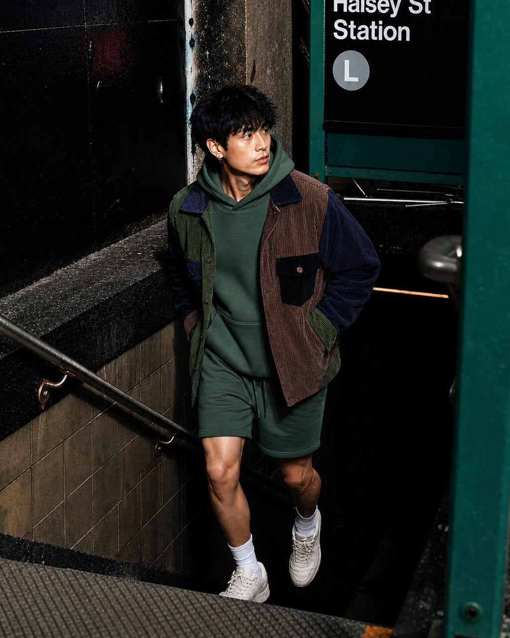 Heavyweight Pullover Hoodie & 5" Core Fleece Short Set - View 25